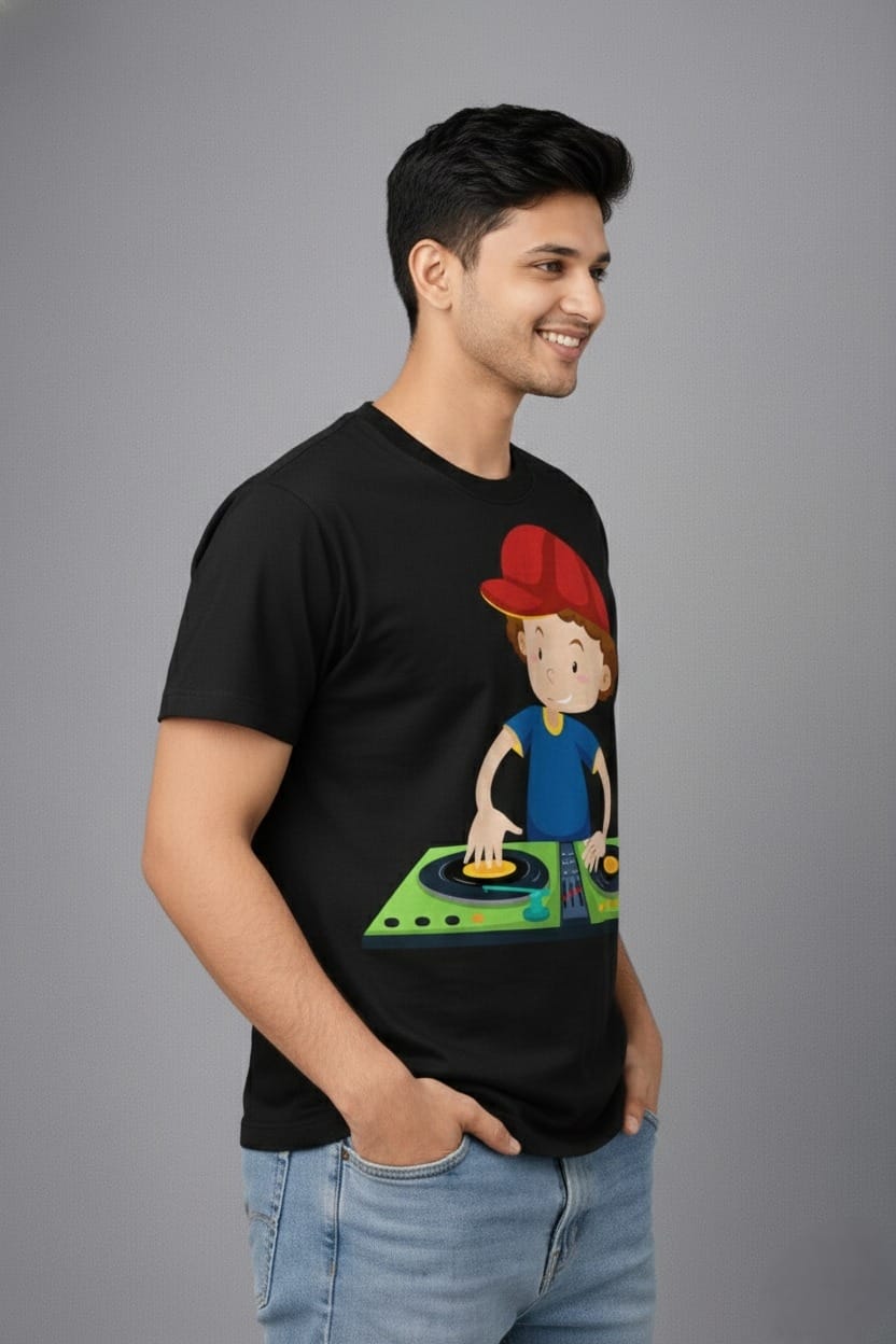 BeSpoken™ | Men’s Little DJ Graphic T-Shirt