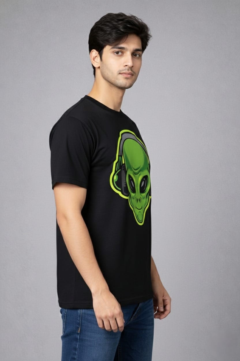 BeSpoken™ | Men’s Alien Frequency Graphic T-Shirt