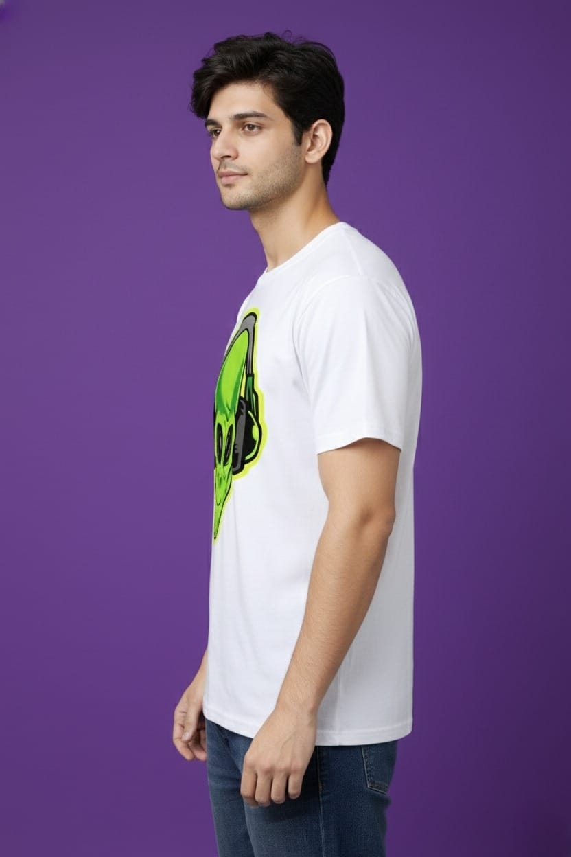 BeSpoken™ | Men’s Alien Frequency Graphic T-Shirt