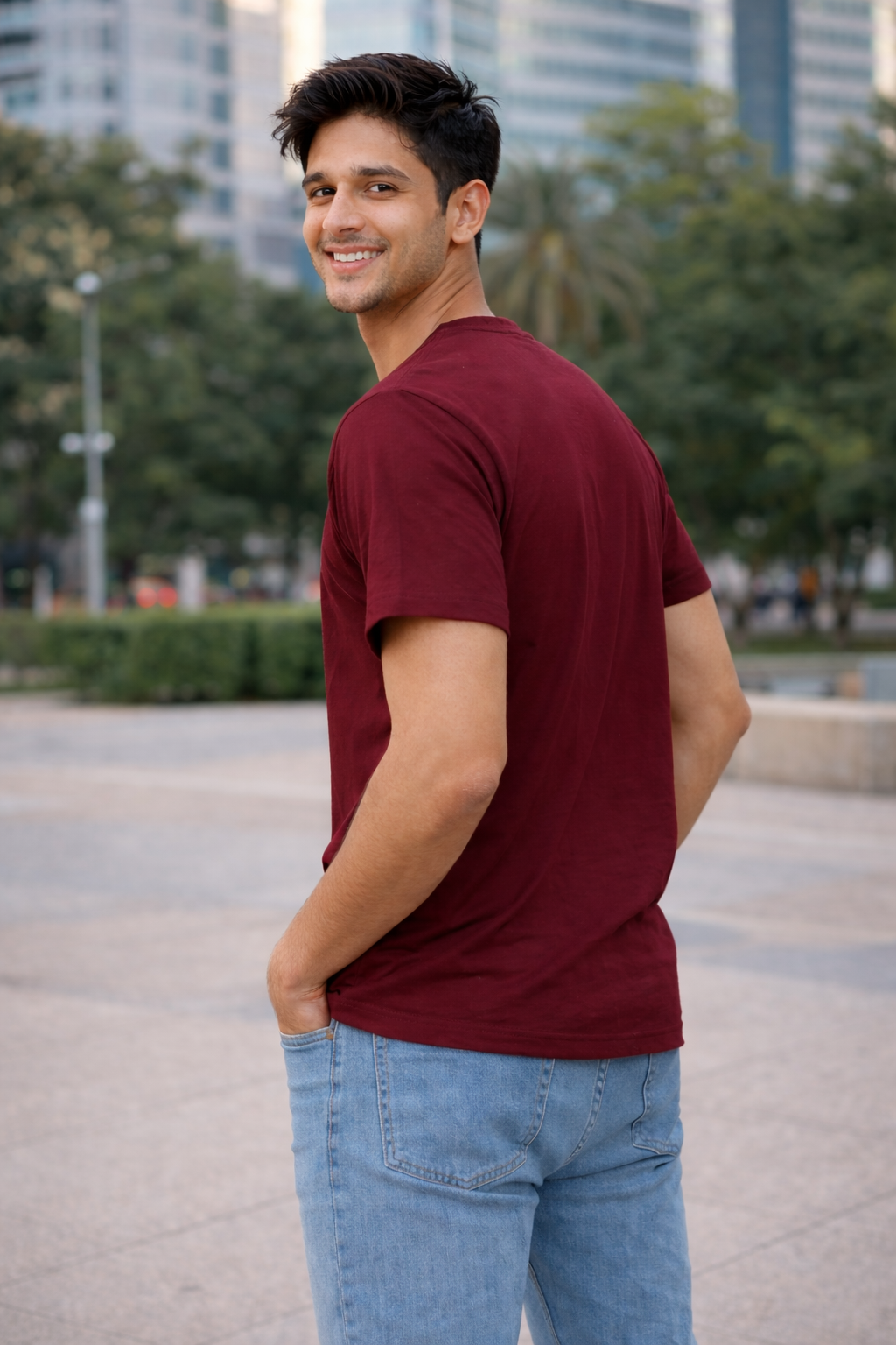 BeSpoken™ | Men’s Urban Smokes Graphic T-Shirt